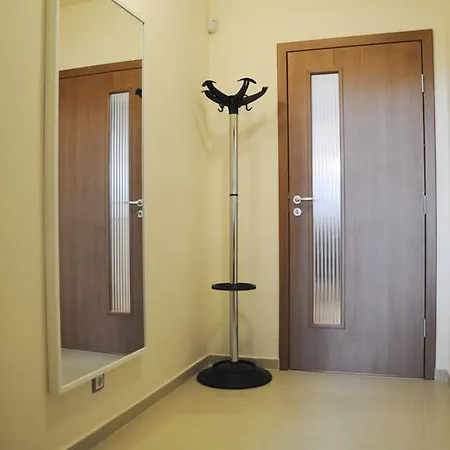 Derelli Elegance Apartamento Sófia