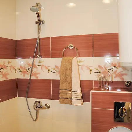 Derelli Elegance Apartamento Sófia